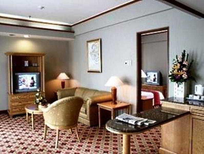 Hotel Bidakara Giacarta Esterno foto
