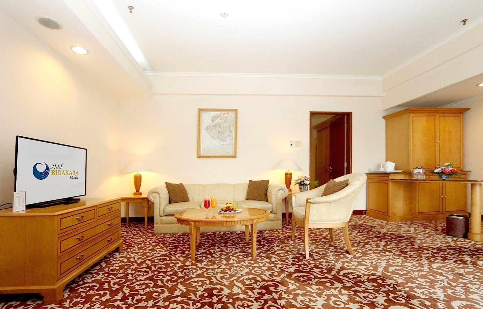 Hotel Bidakara Giacarta Esterno foto